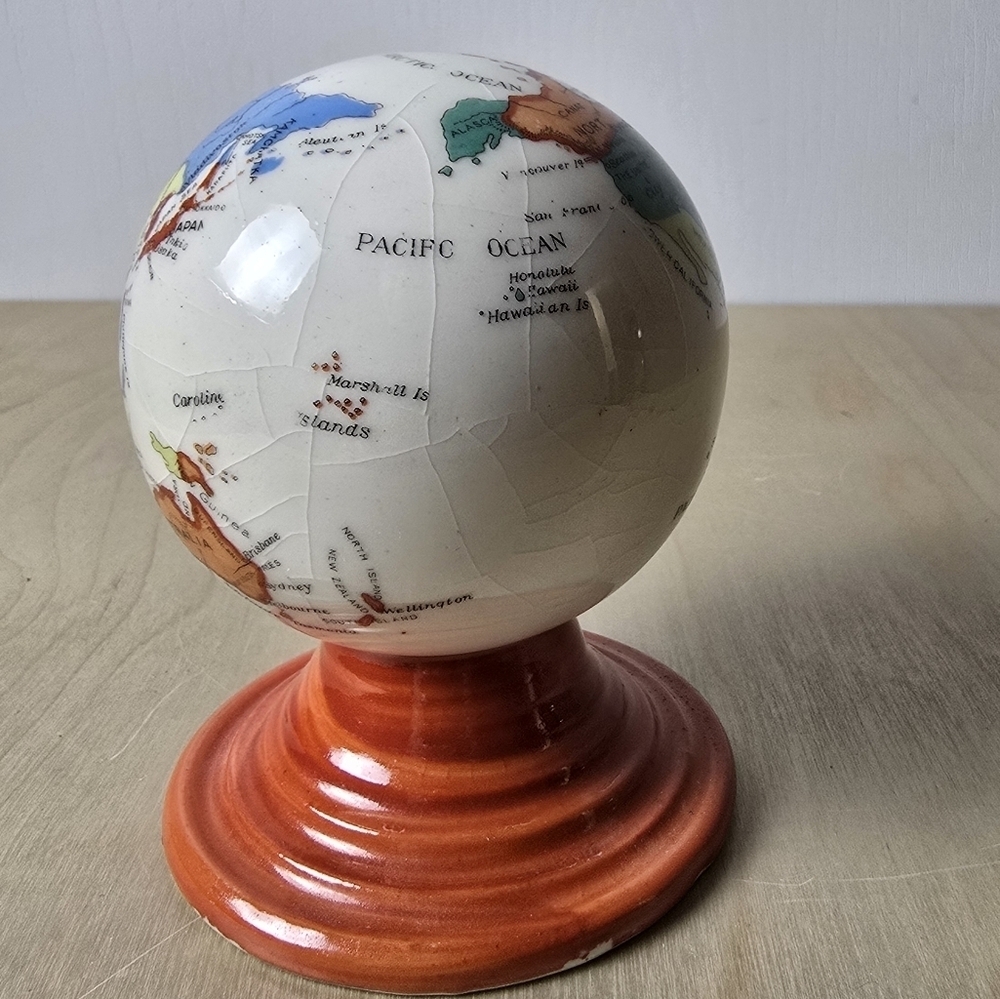 Orange Globe Art Piece Made in Japan - Picture 4 of 6